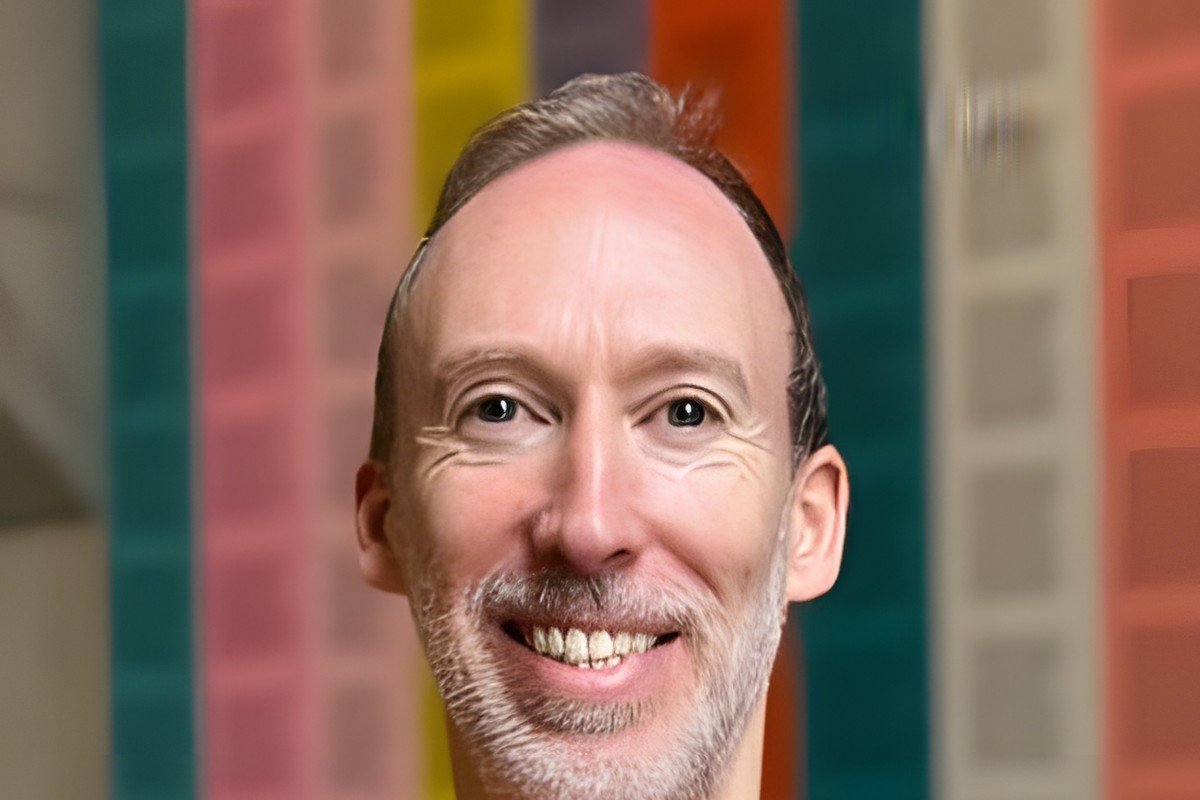 Chris Gibbins