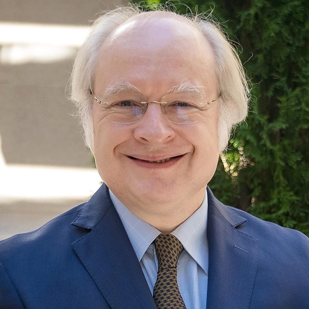 Jakob Nielsen Headshot